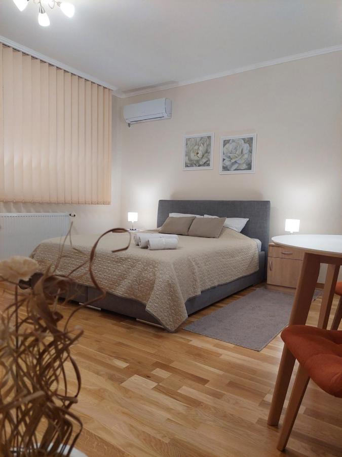 Apartman Miluro Apartman Szabadka Kültér fotó